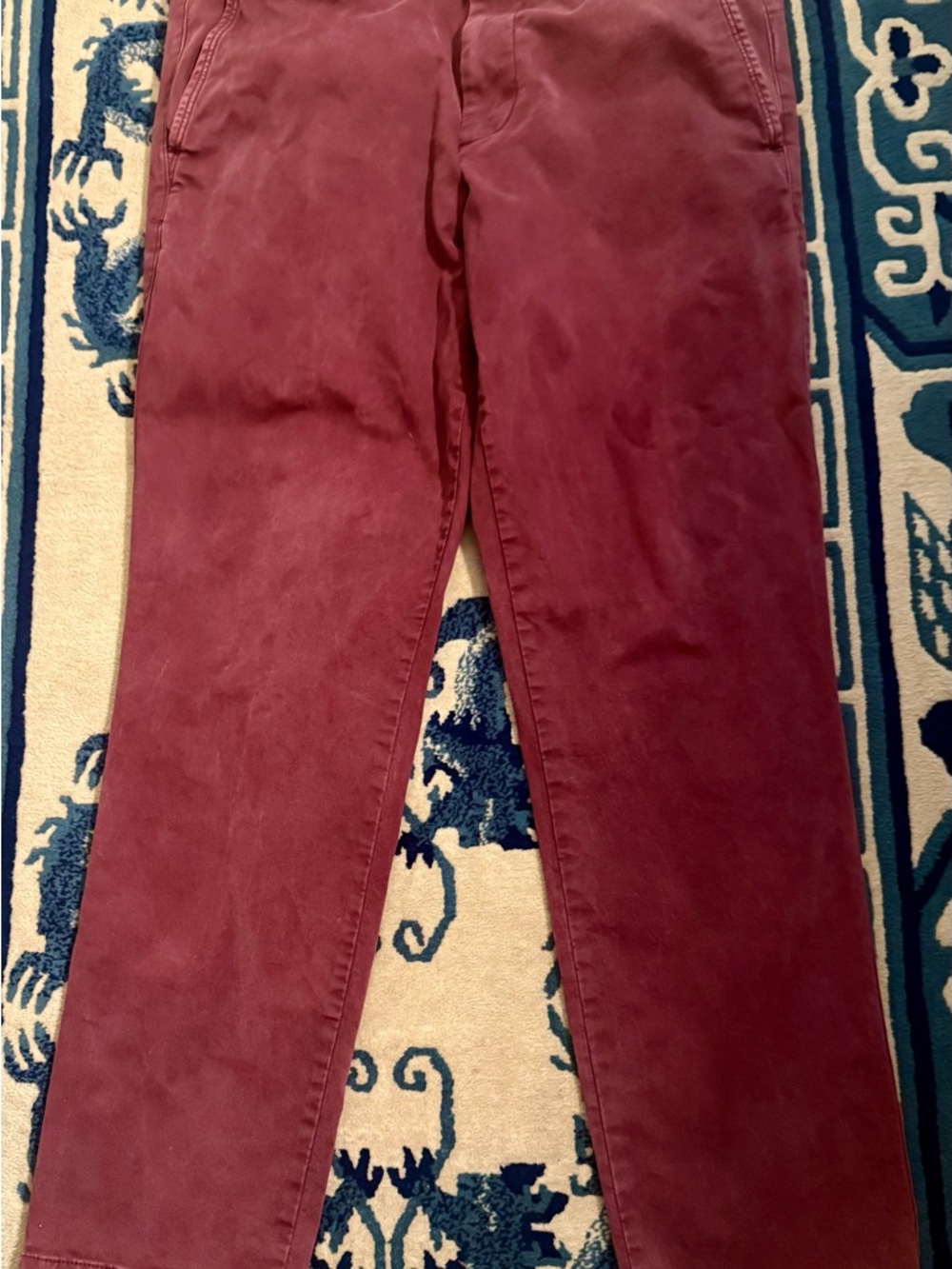 Men’s Straight chinos in Grape Burgundy